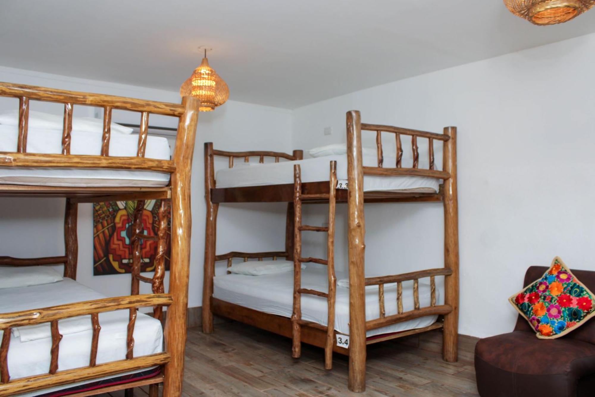 Los Amigos Hostel Флорес Номер фото