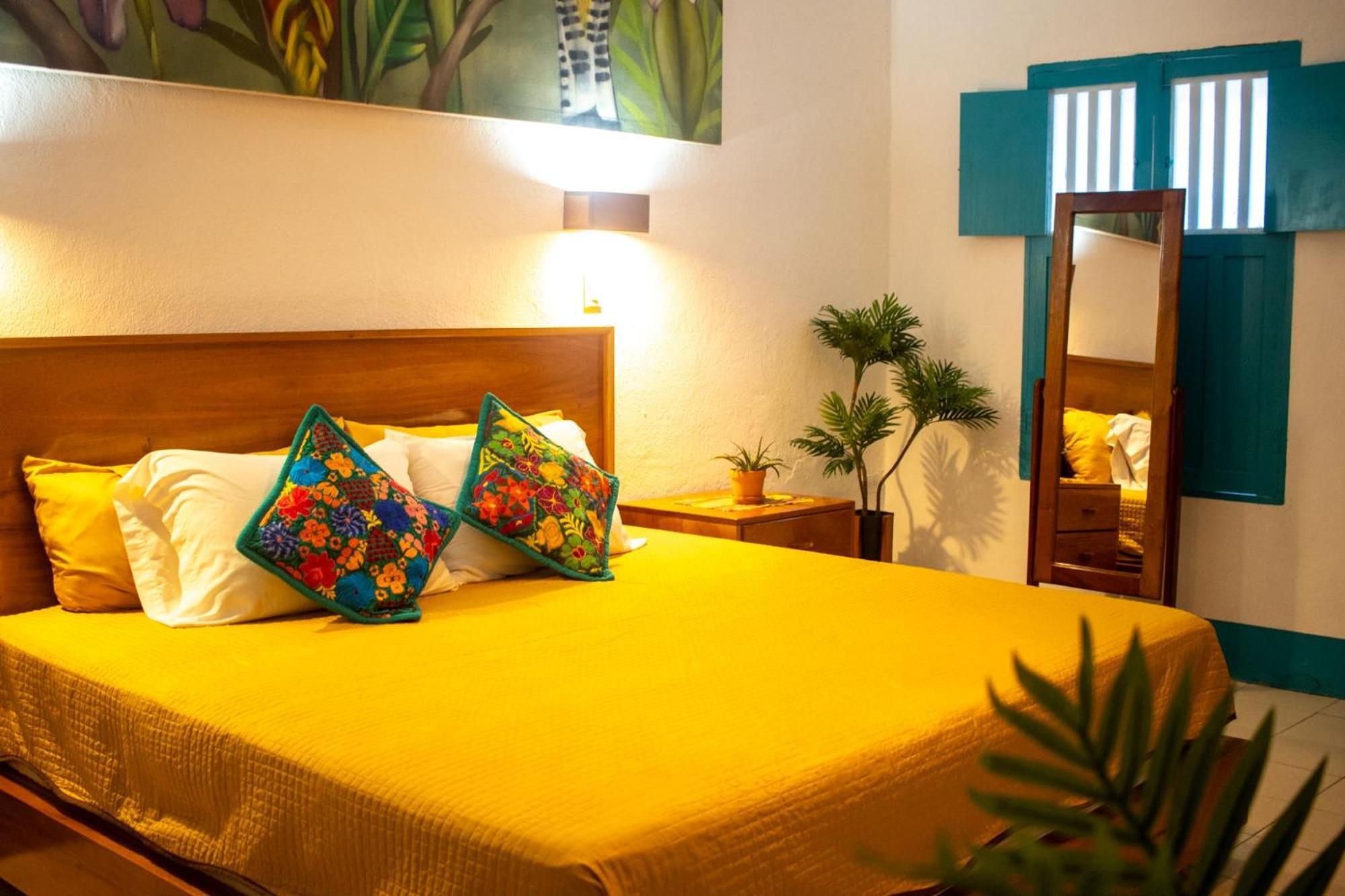 Los Amigos Hostel Флорес Номер фото